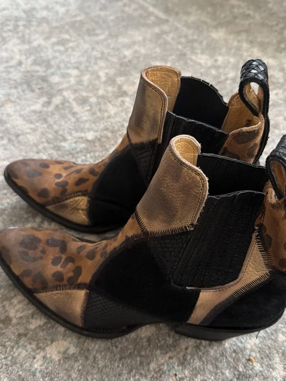 Old gringo leopard print  Native American leather ankle boot sz 9.5